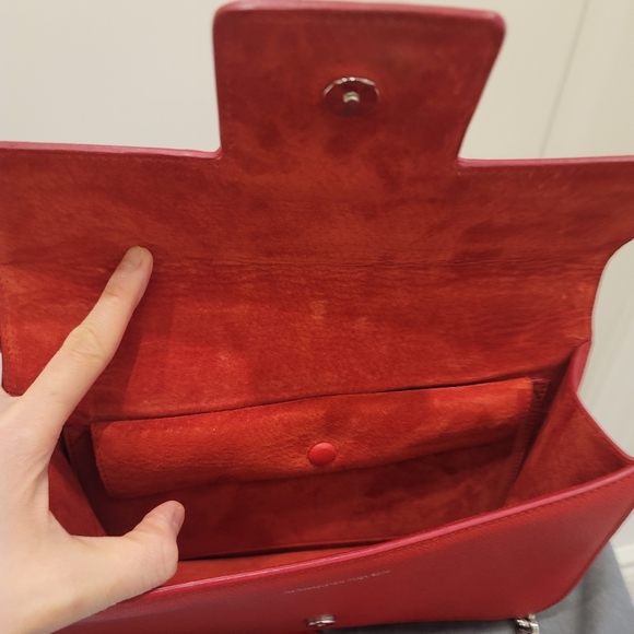 Alexander McQueen Crossbody and Shoulder leather chain Bag - Picture 13 of 15